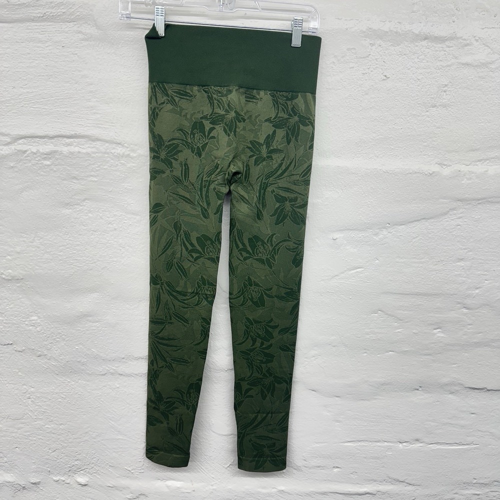 Anti x Proof Smoothing  Leggings  Green Size Medium‎  NEW